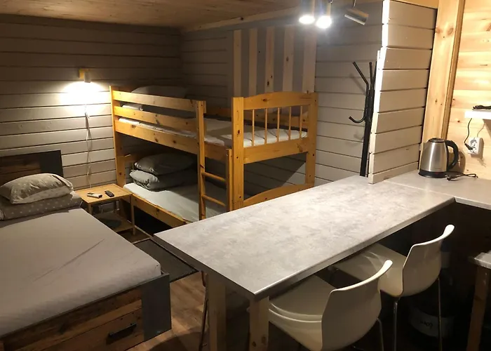 Saare-toominga House Kamp alanı Vaike-Rakke