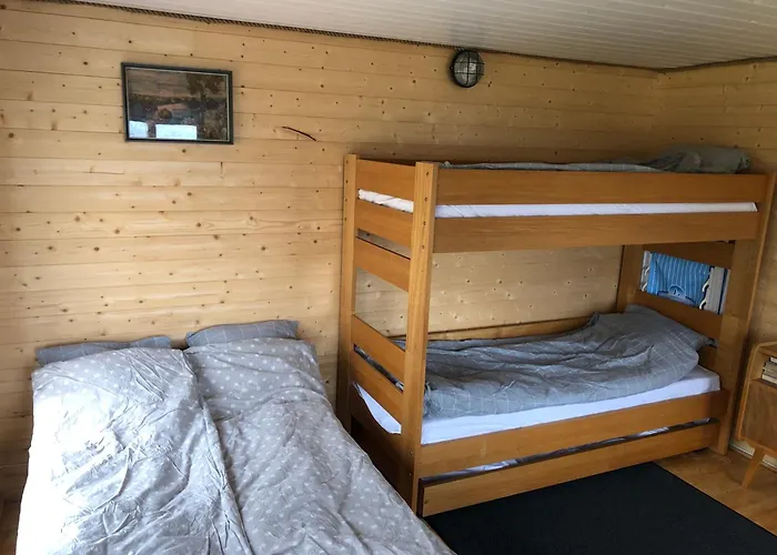 Saare-toominga House Vaike-Rakke