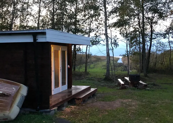Saare-toominga House Campsite *